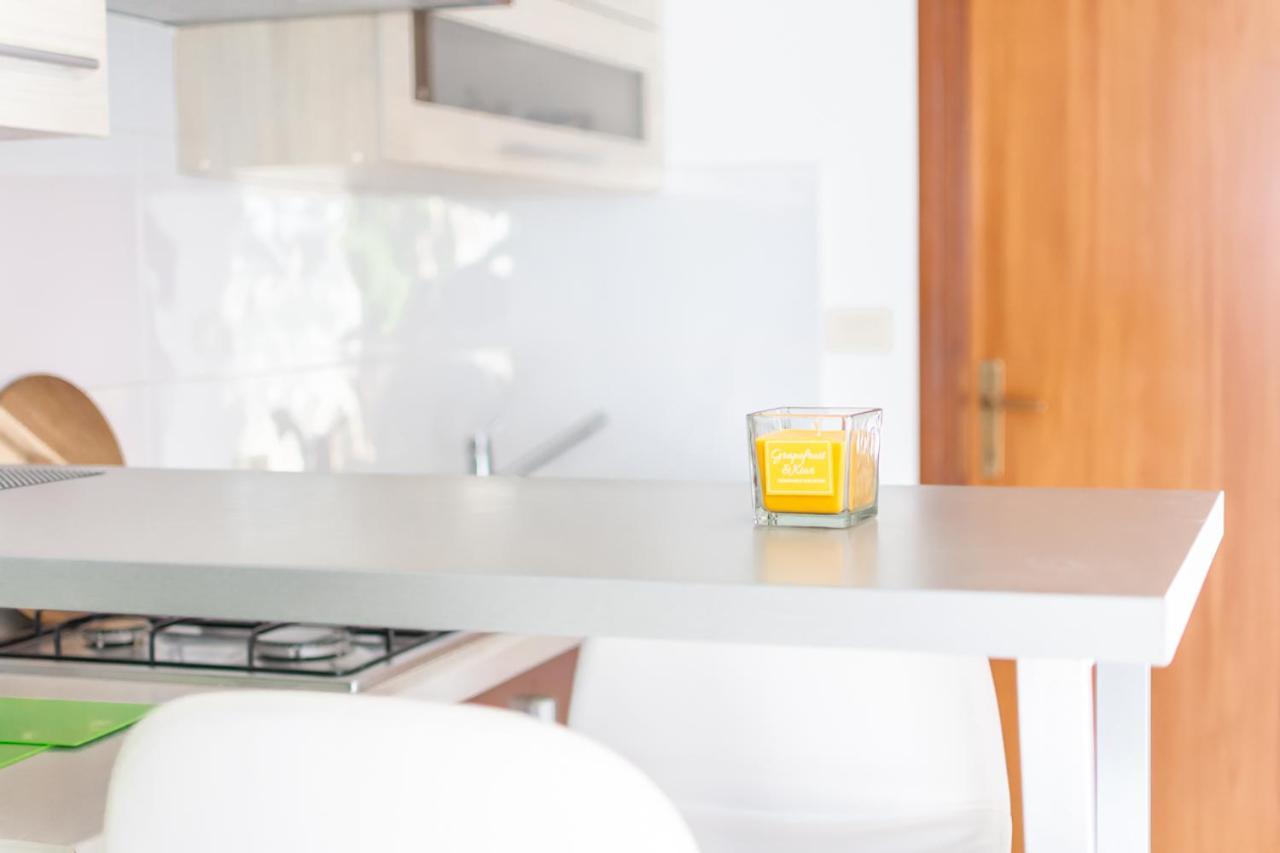 App Roko 2 Appartement Poreč Buitenkant foto